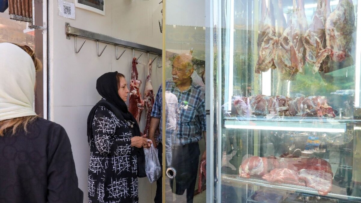 گوشت با قیمت جدید به بازار رسید - ۲۲ اردیبهشت ۱۴۰۴