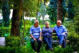 بازنشستگی مادام‌العمر فقط با ۱۰ سال سابقه! / این کدملی‌ها از چرخه فقر خارج شدند