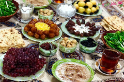 سفره افطار هر شب رقمی بین ۱.۶ تا ۲ میلیون تومان برای چهار نفر!